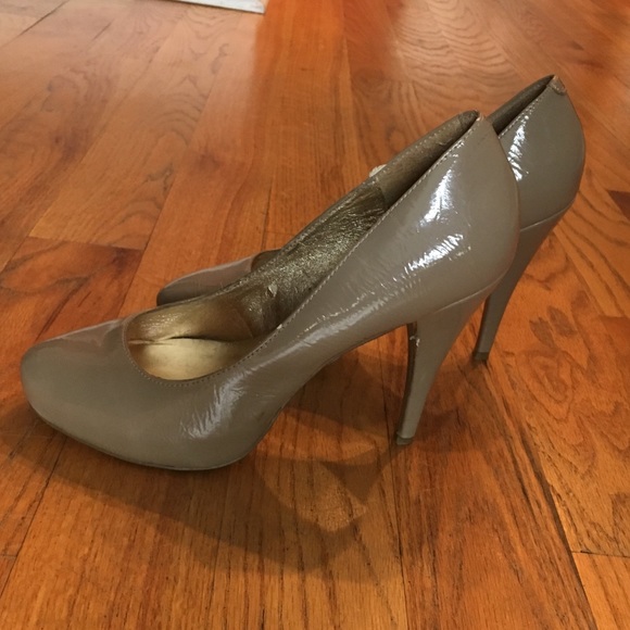 STEVE MADDEN P-Miami Nude Pumps - Picture 6 of 7
